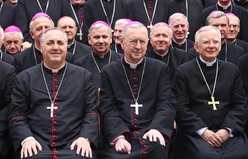 Ile biskupów jest w Polsce? Zobacz aktualne dane i podział na diecezje