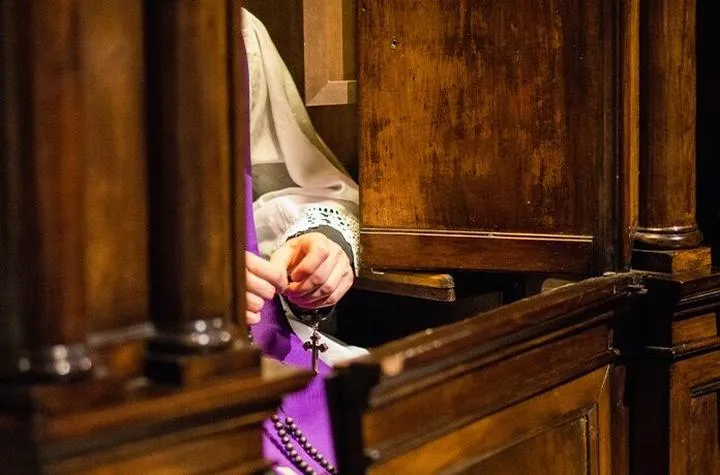 Jak skutecznie przygotować się do spowiedzi z całego życia i odnaleźć spokój ducha