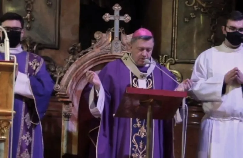 Msza za zmarłego: ile kosztuje w parafiach i przykładowe ceny