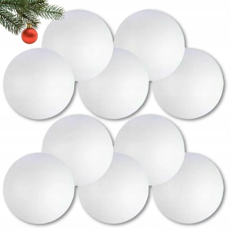 Styropianowe bombki – najmodniejsza ozdoba choinkowa tej zimy!