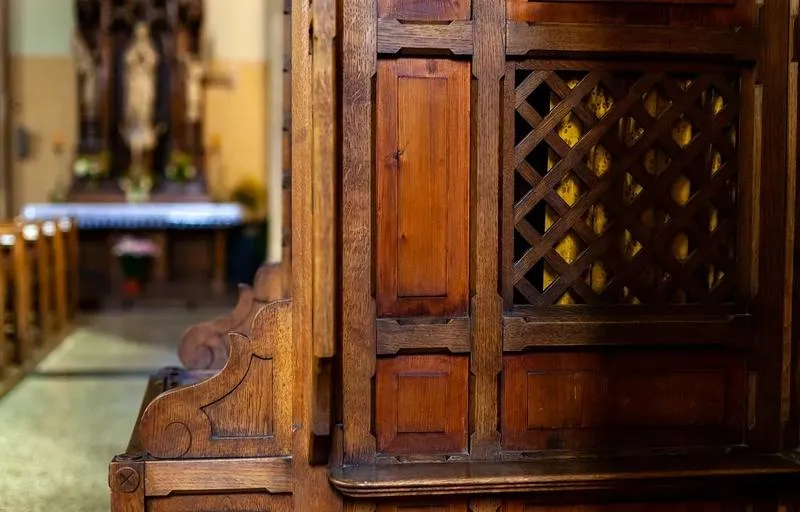 Konsekwencje łamania tajemnicy spowiedzi