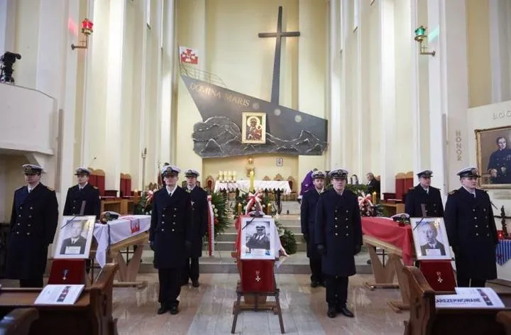 Kwoty i datki za mszę pogrzebową