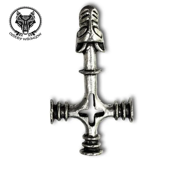 Postacie pod krzyżem Jezusa