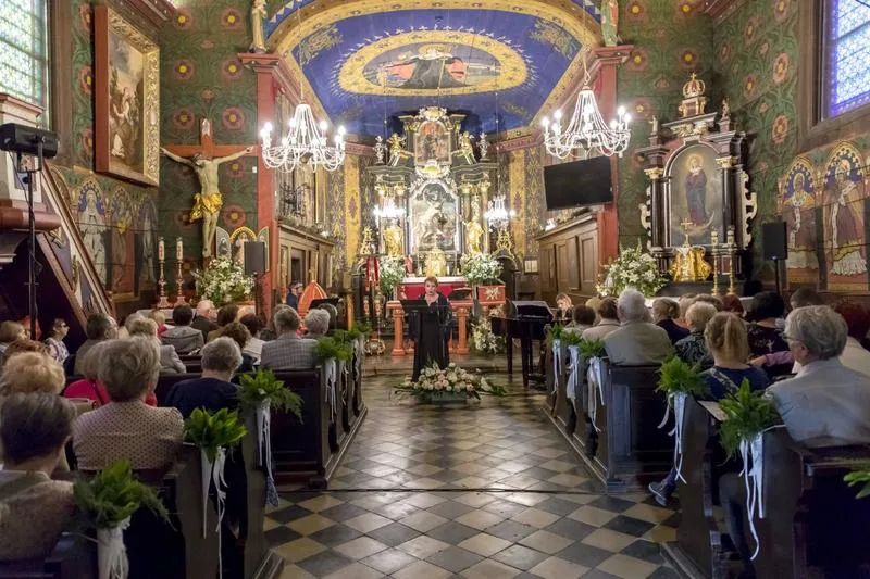 Psychologiczne i społeczne aspekty niechodzenia do kościoła