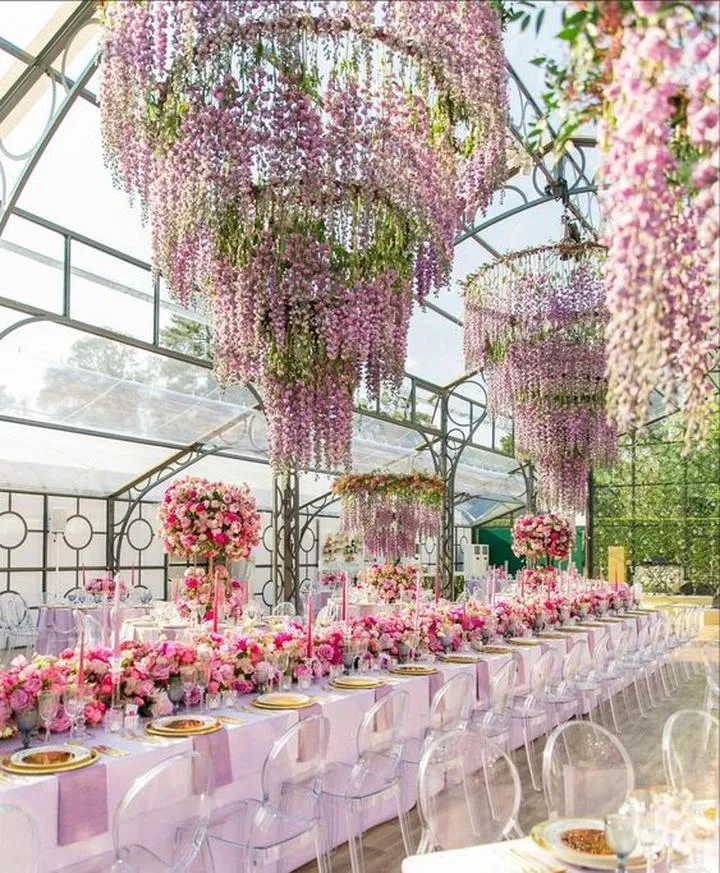 Roślinność w dekoracjach weselnych