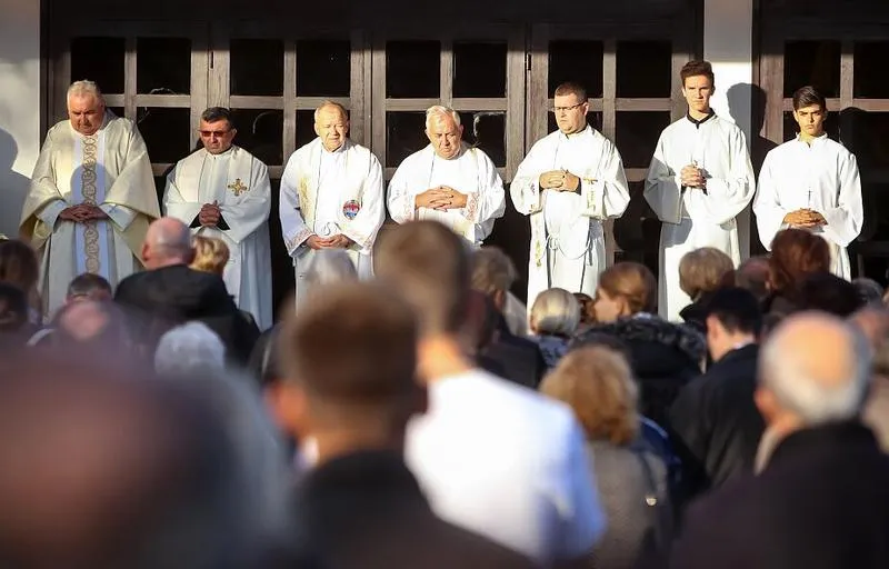 Statystyki religijności w Polsce